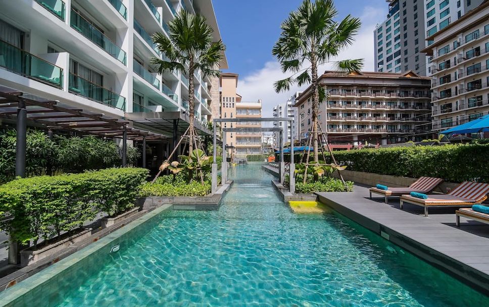 สระว่ายน้ำ รูปภาพ