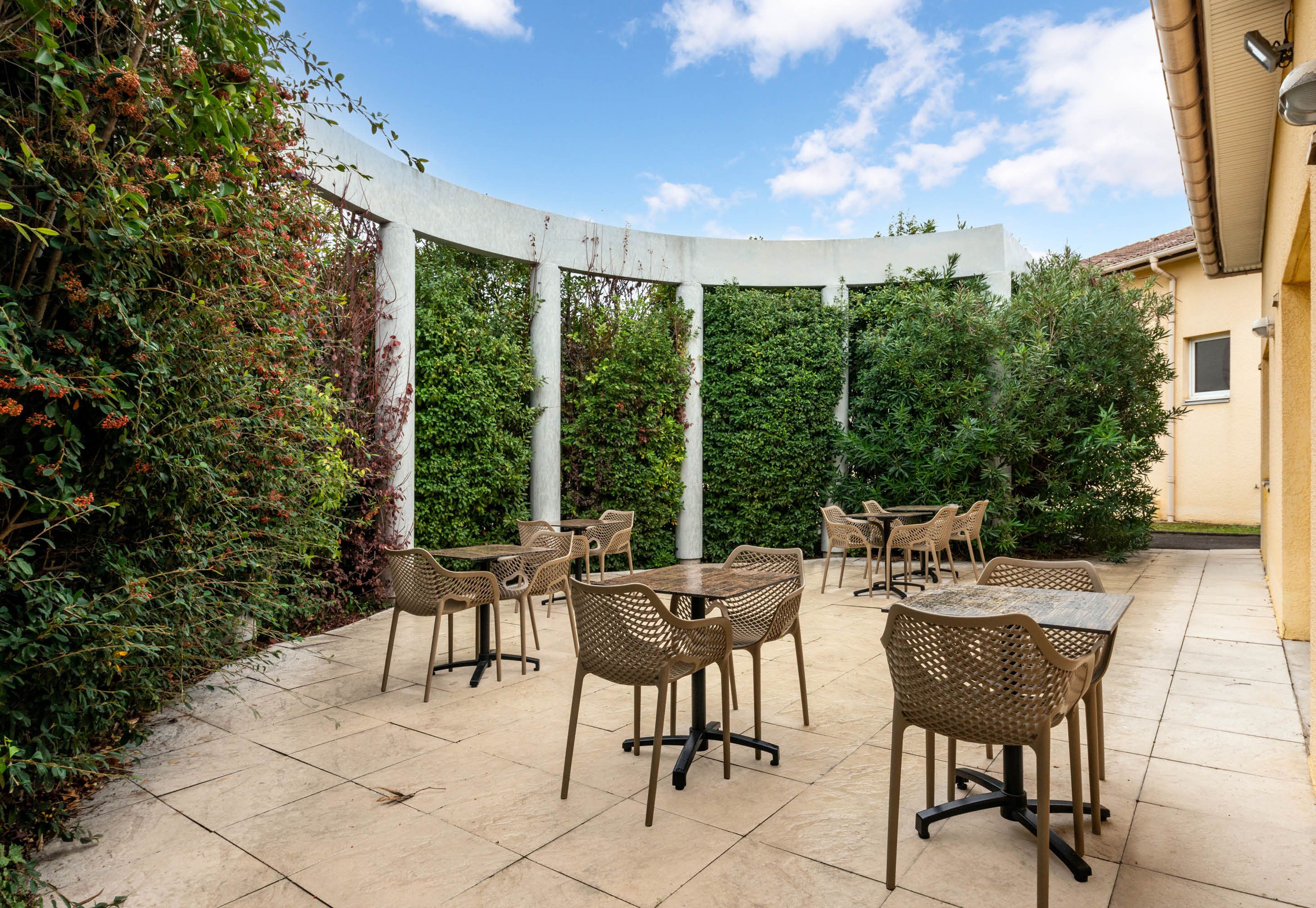ลาน