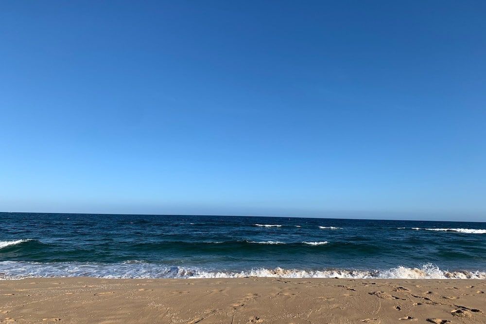 ชายหาด