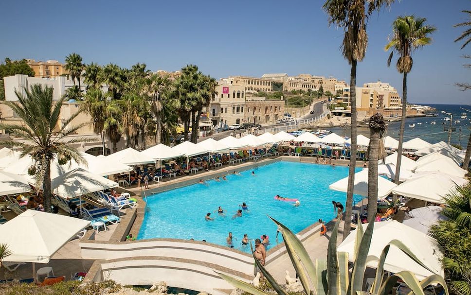 สระว่ายน้ำ รูปภาพ