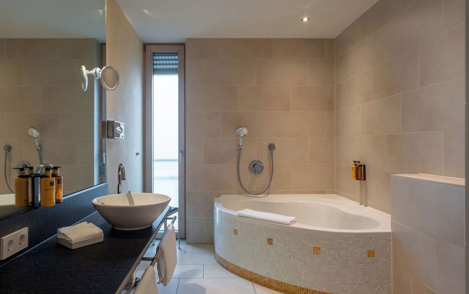อื่น ๆ รูปภาพ