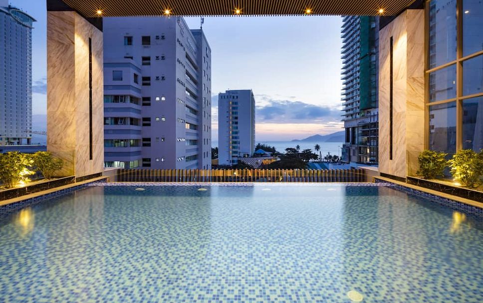 สระว่ายน้ำ รูปภาพ