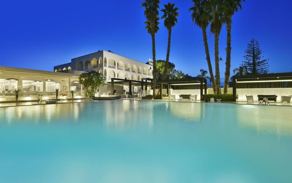 สระว่ายน้ำ รูปภาพ