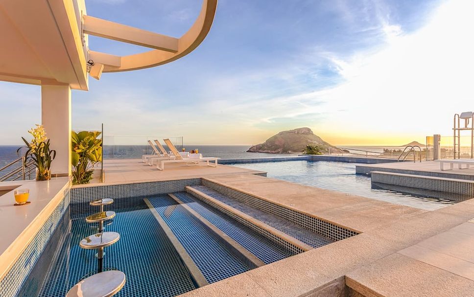 สระว่ายน้ำ รูปภาพ