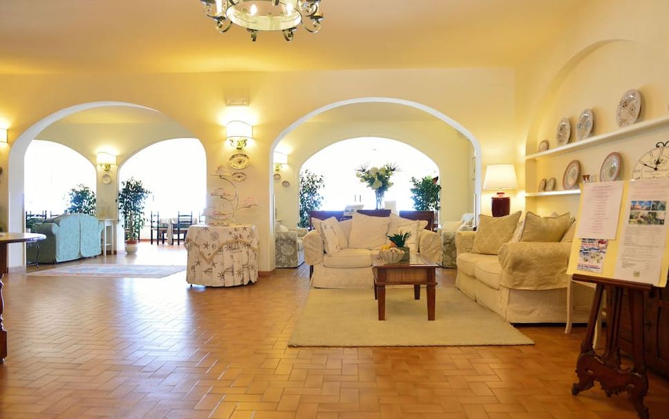 ล็อบบี้ รูปภาพ