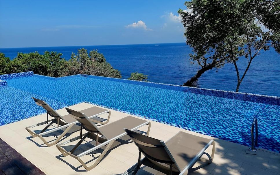 สระว่ายน้ำ รูปภาพ