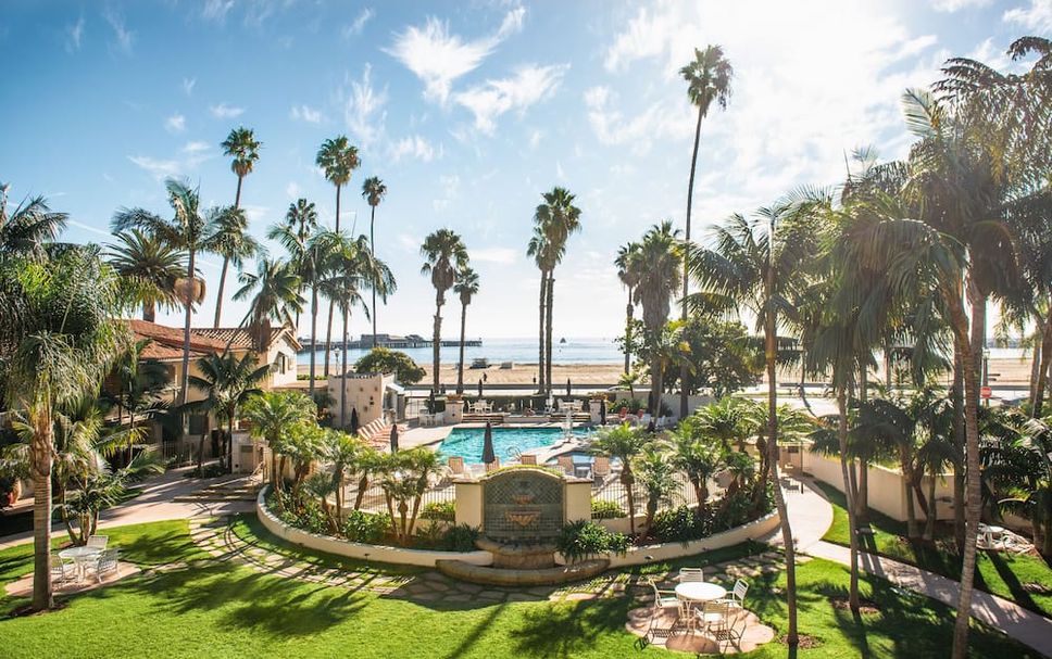 สระว่ายน้ำ รูปภาพ