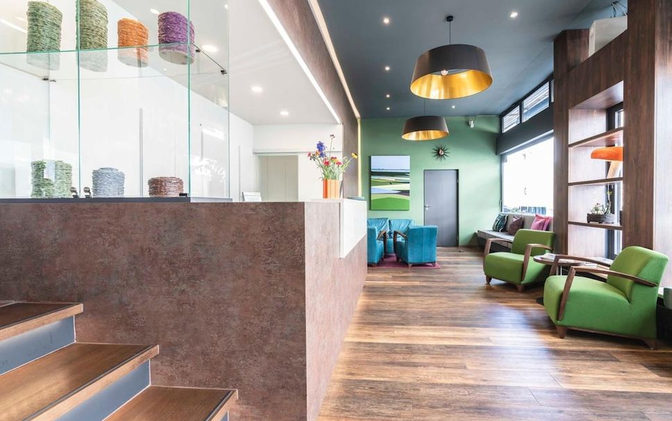 แผนกต้อนรับส่วนหน้า รูปภาพ