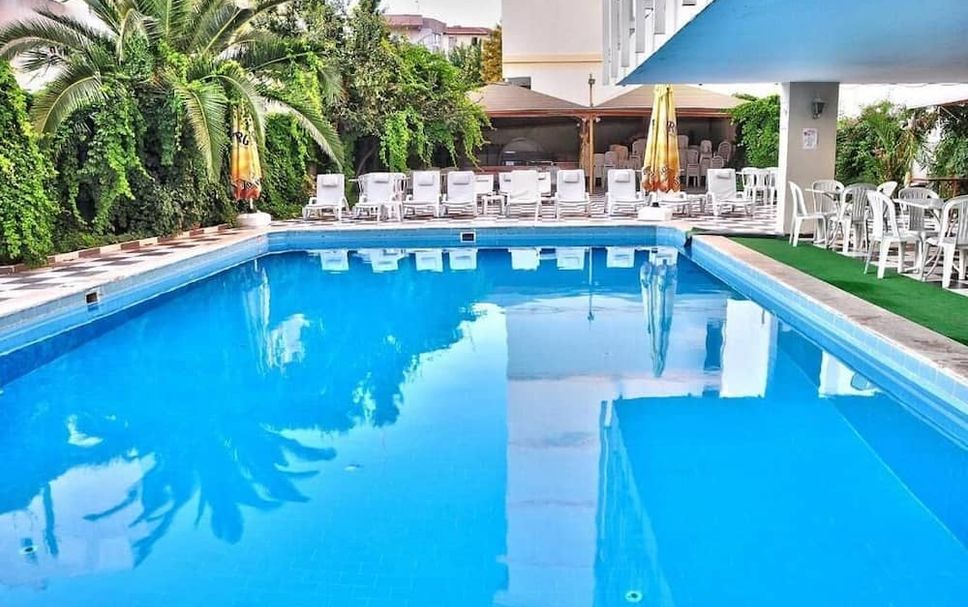 สระว่ายน้ำ รูปภาพ