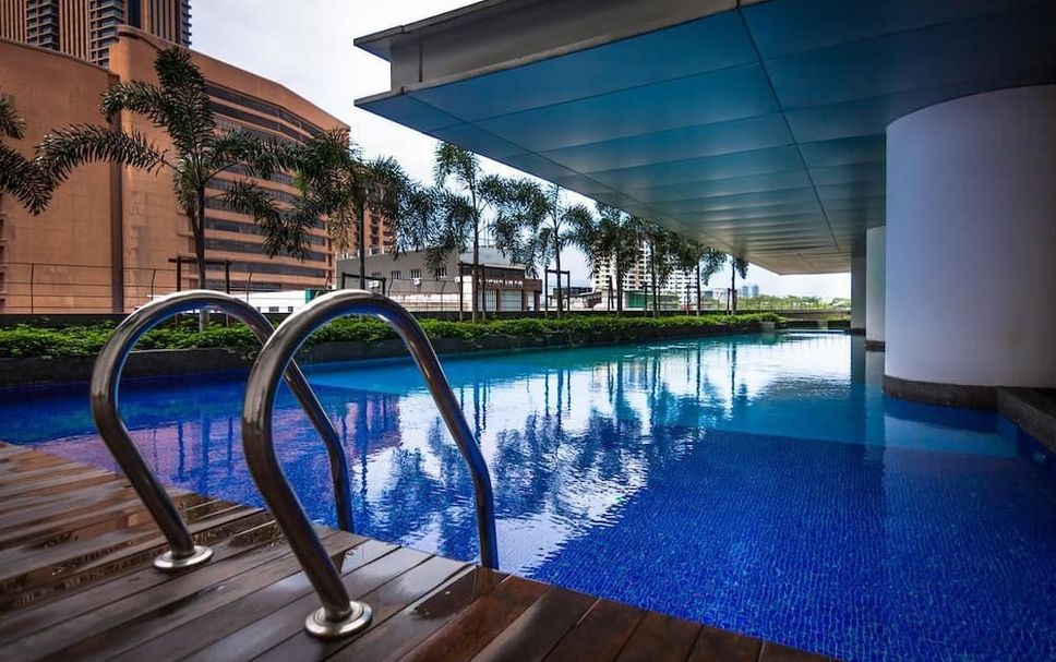 สระว่ายน้ำ รูปภาพ