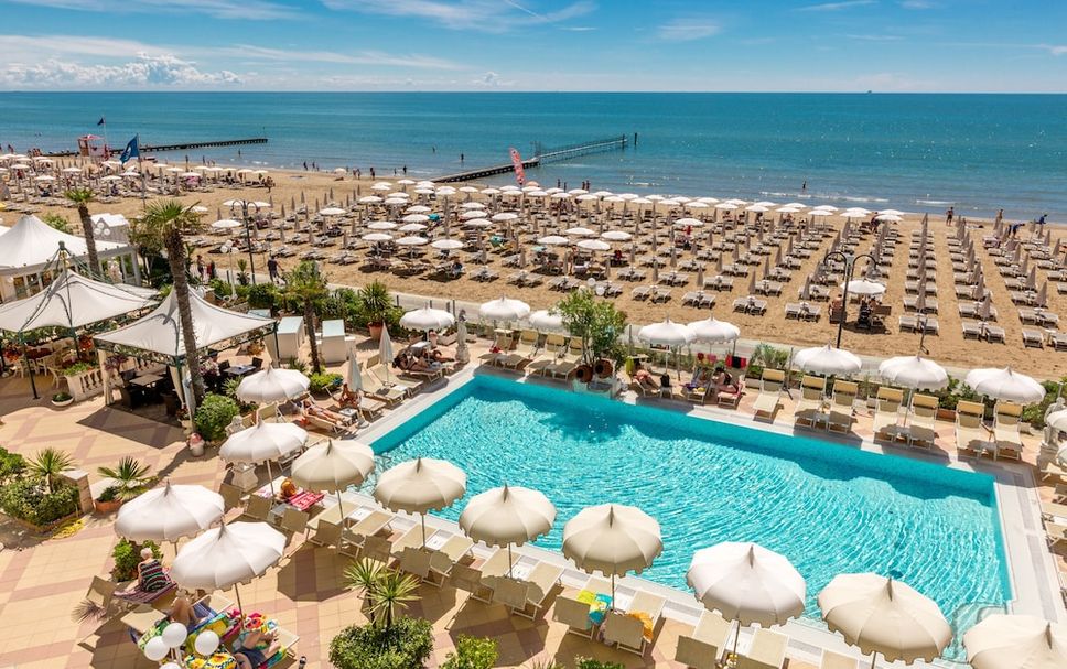 สระว่ายน้ำ รูปภาพ