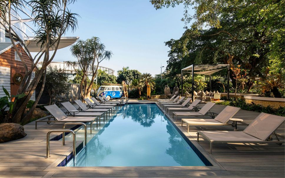 สระว่ายน้ำ รูปภาพ