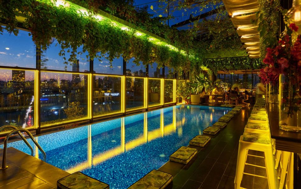 สระว่ายน้ำ รูปภาพ