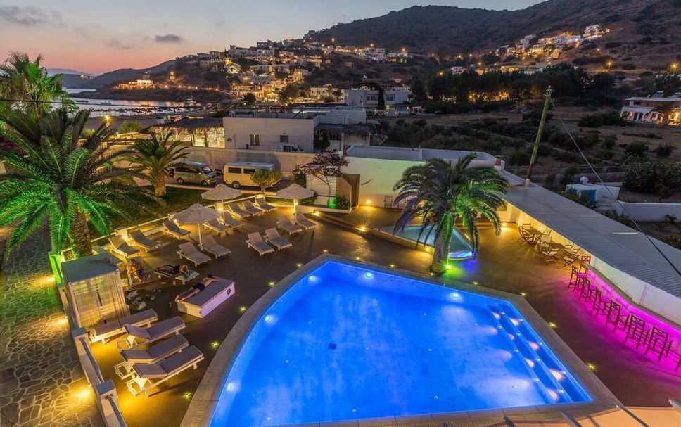 สระว่ายน้ำ รูปภาพ