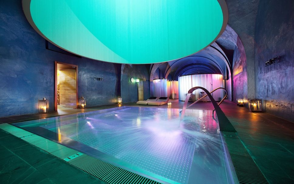 สระว่ายน้ำ รูปภาพ