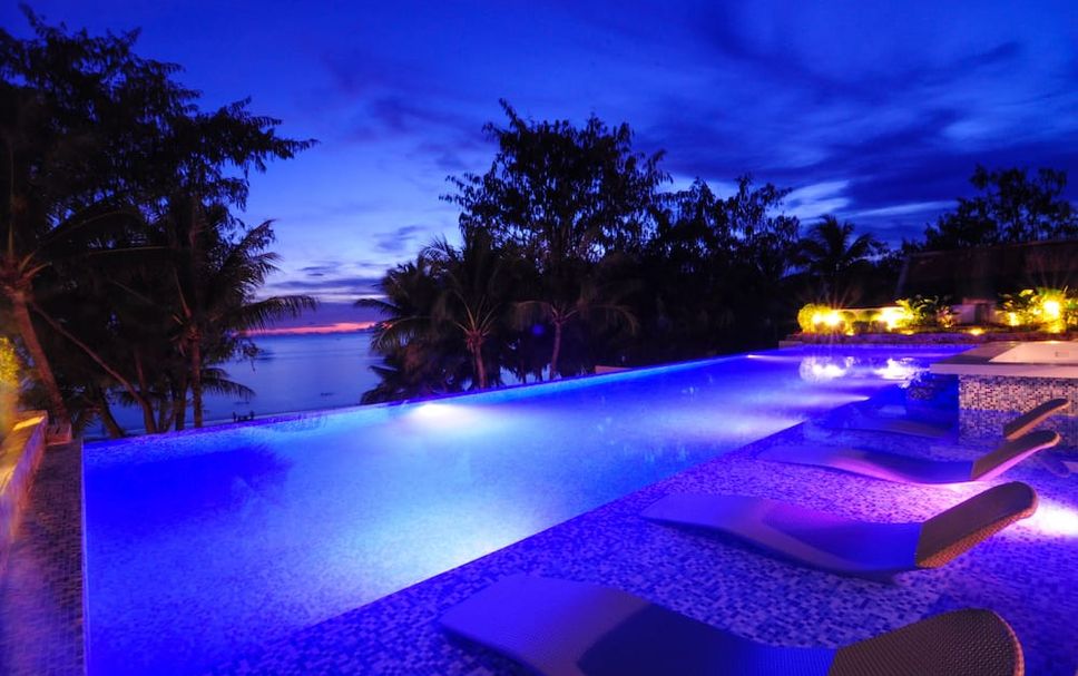 สระว่ายน้ำ รูปภาพ