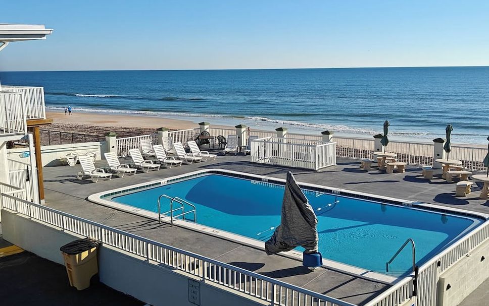 สระว่ายน้ำ รูปภาพ