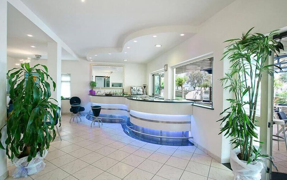 แผนกต้อนรับส่วนหน้า รูปภาพ