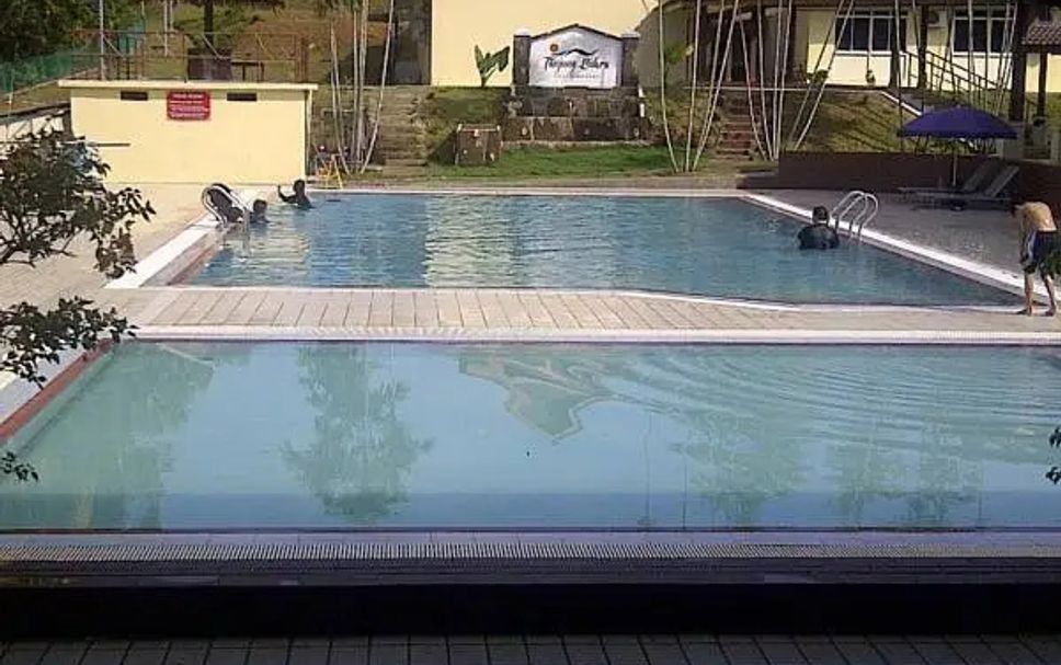 สระว่ายน้ำ รูปภาพ