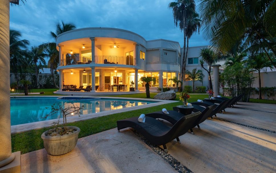 สระว่ายน้ำ รูปภาพ