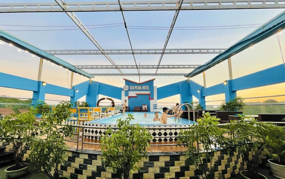 สระว่ายน้ำ รูปภาพ