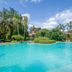 สระว่ายน้ำ