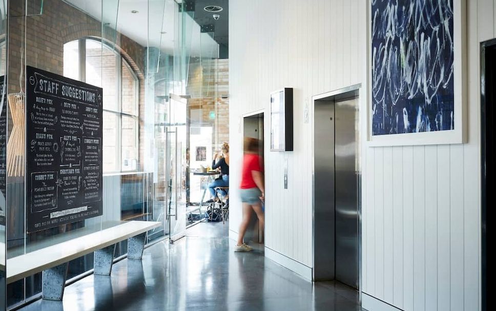 ล็อบบี้ รูปภาพ