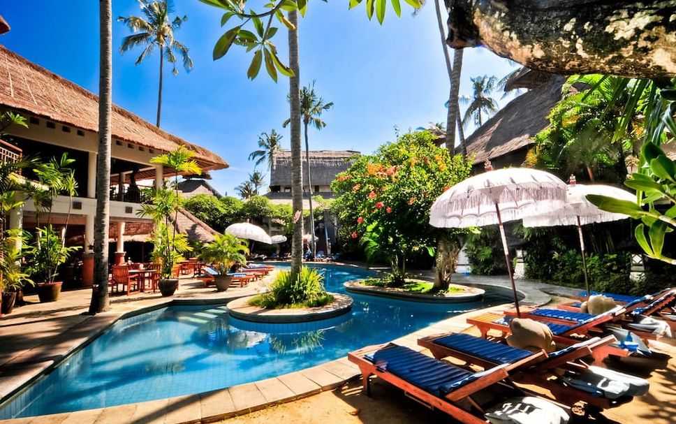 สระว่ายน้ำ รูปภาพ