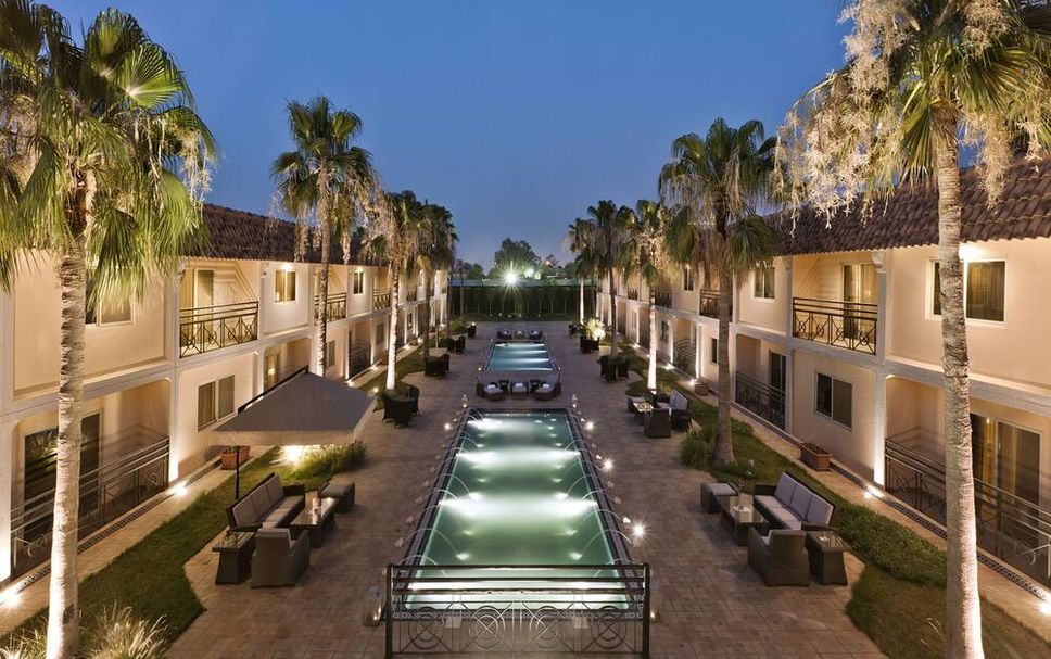 สระว่ายน้ำ รูปภาพ