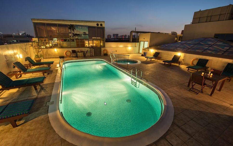 สระว่ายน้ำ รูปภาพ