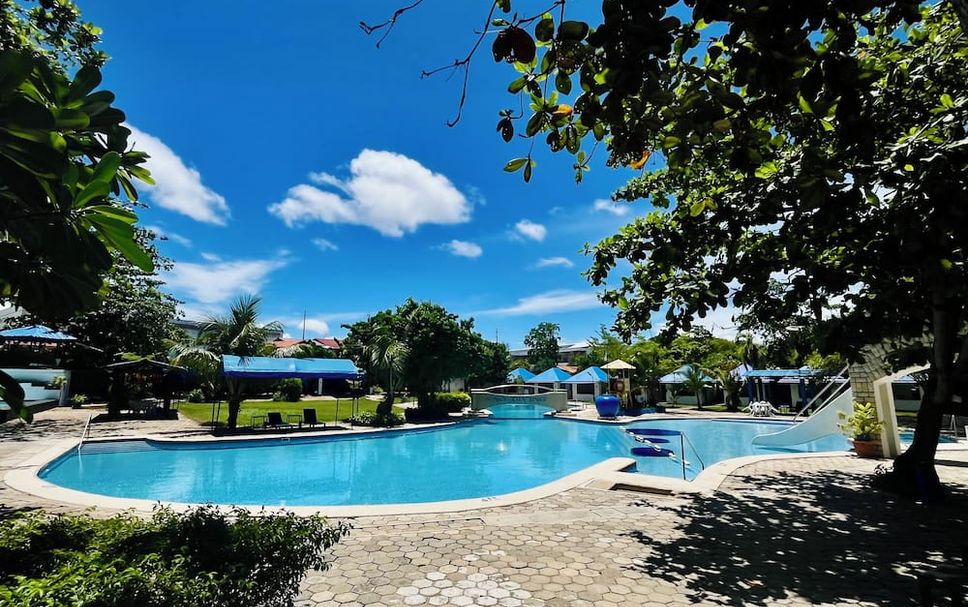 สระว่ายน้ำ รูปภาพ