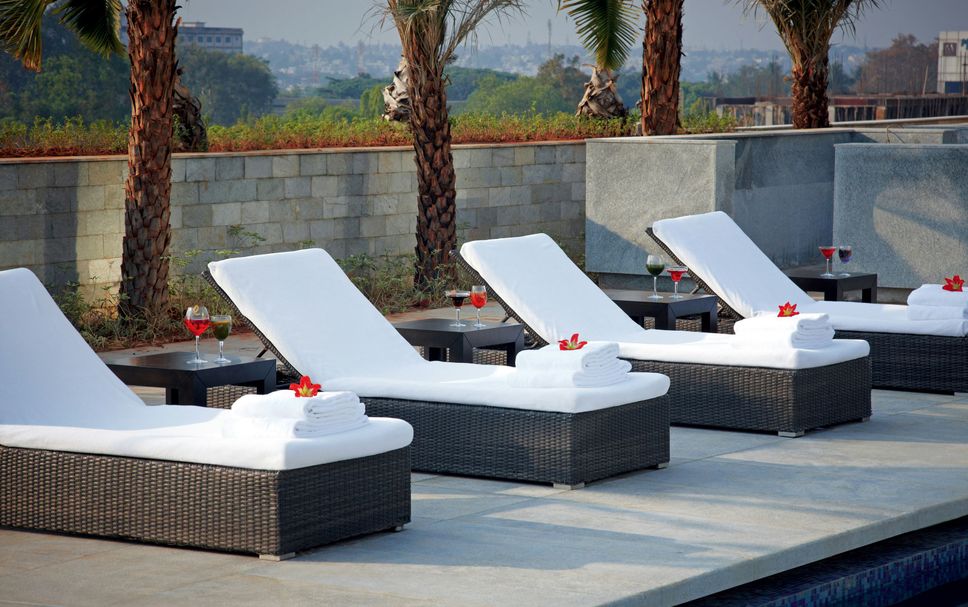 สระว่ายน้ำ รูปภาพ