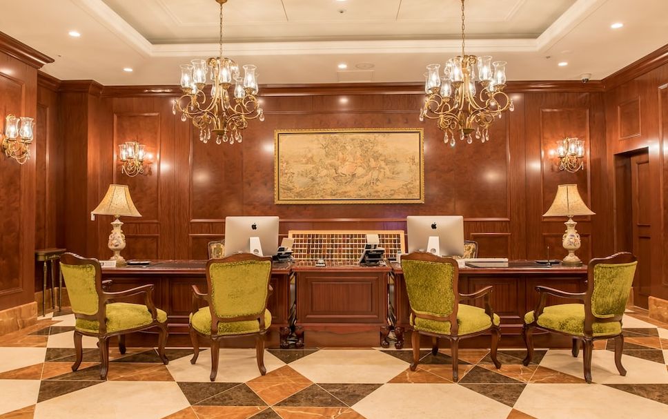 แผนกต้อนรับส่วนหน้า รูปภาพ