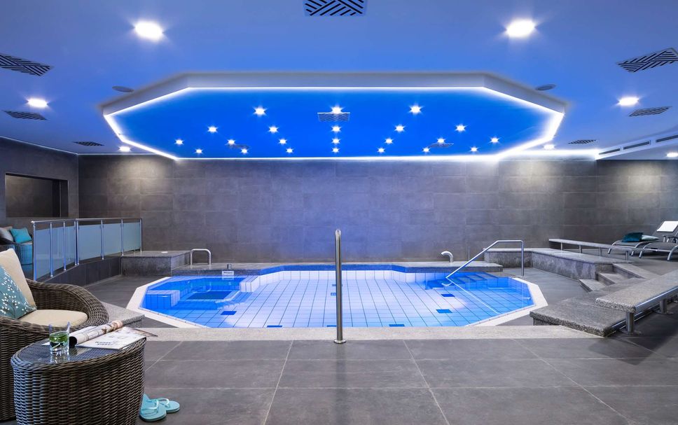 สระว่ายน้ำ รูปภาพ