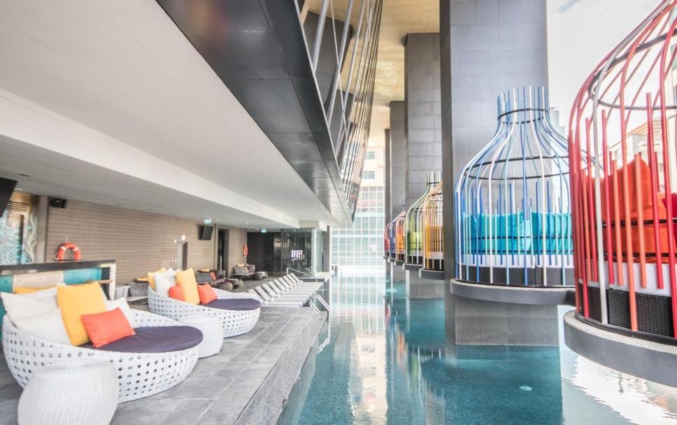 สระว่ายน้ำ รูปภาพ