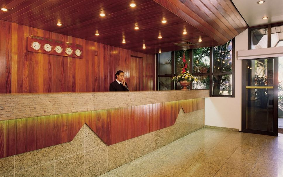 แผนกต้อนรับส่วนหน้า รูปภาพ