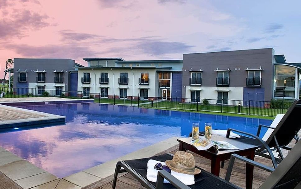 สระว่ายน้ำ รูปภาพ