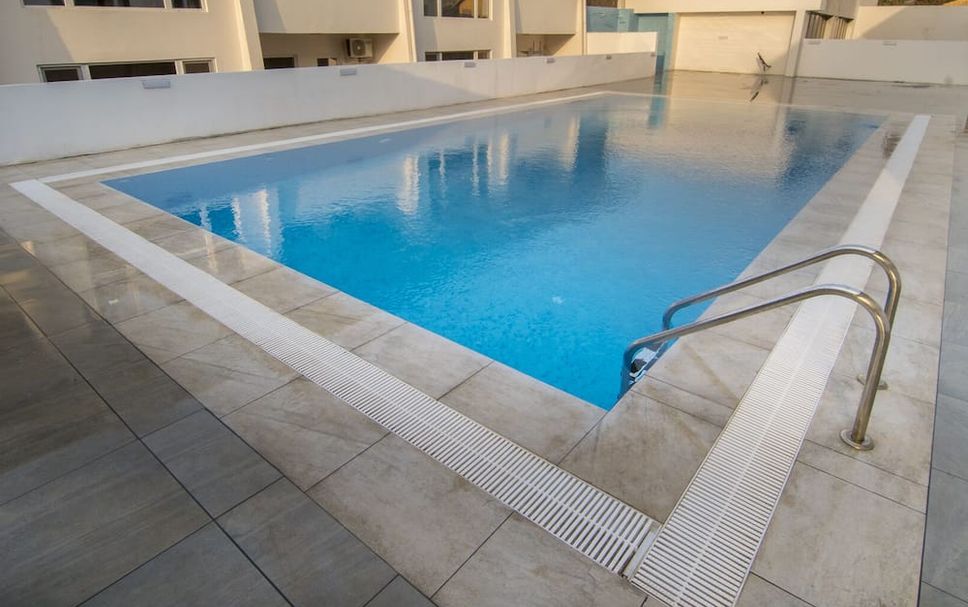 สระว่ายน้ำ รูปภาพ