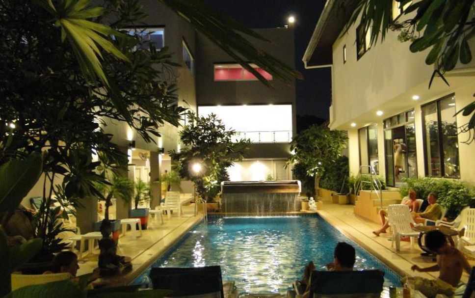 สระว่ายน้ำ รูปภาพ