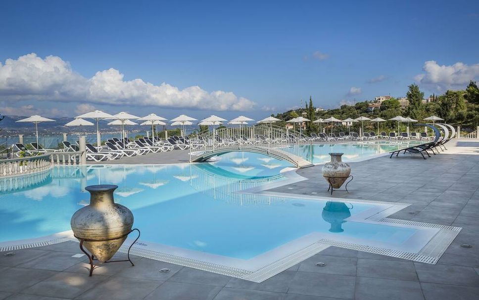 สระว่ายน้ำ รูปภาพ