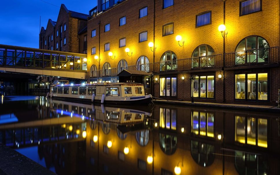 อาคาร รูปภาพ