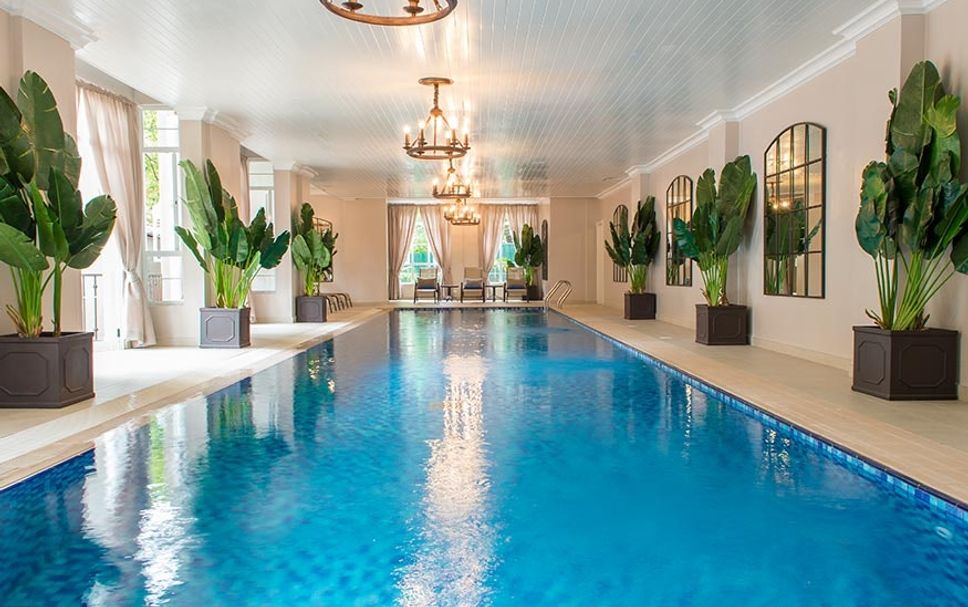 สระว่ายน้ำ รูปภาพ