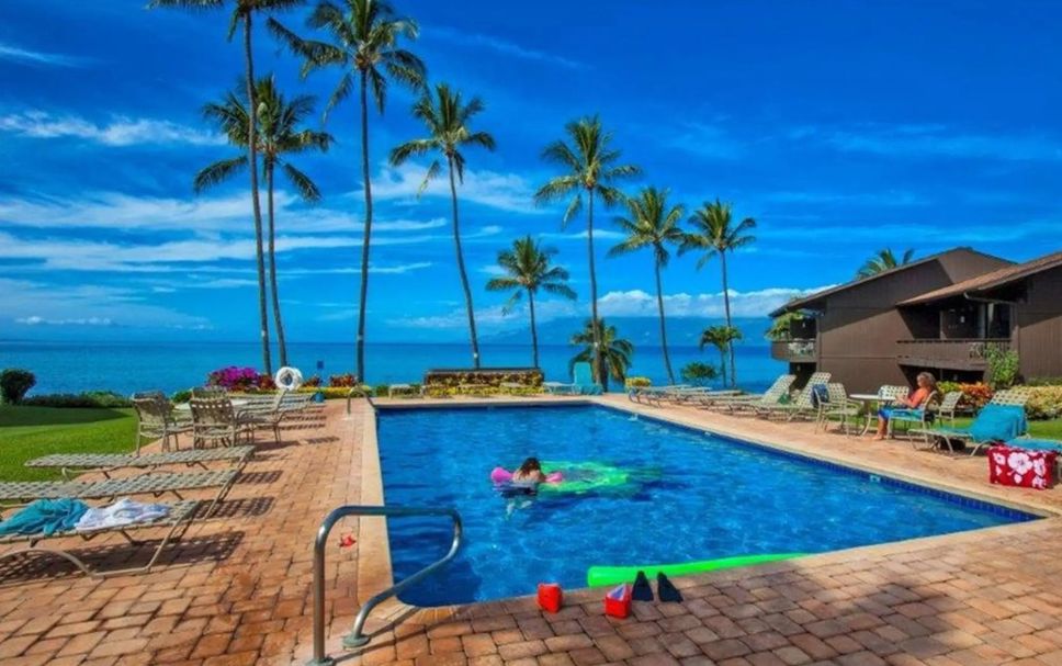 สระว่ายน้ำ รูปภาพ