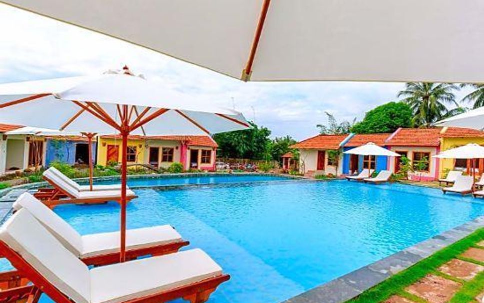 สระว่ายน้ำ รูปภาพ