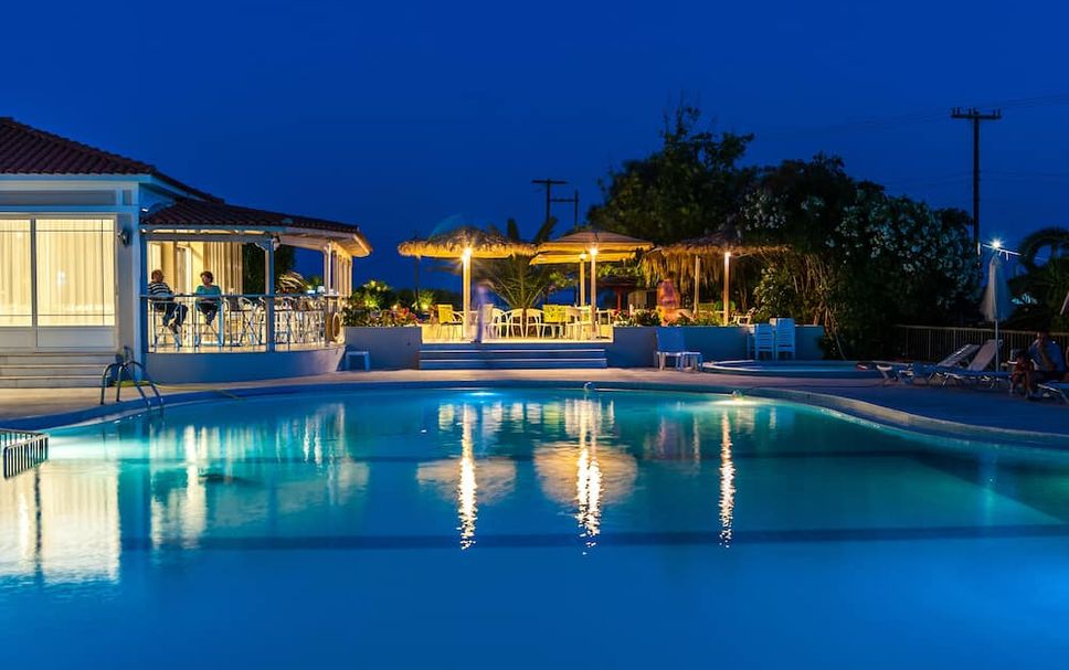 สระว่ายน้ำ รูปภาพ