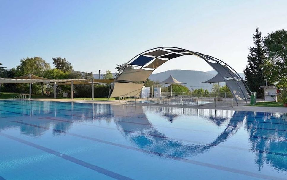 สระว่ายน้ำ รูปภาพ