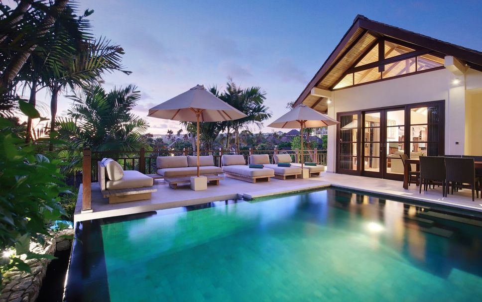 สระว่ายน้ำ รูปภาพ