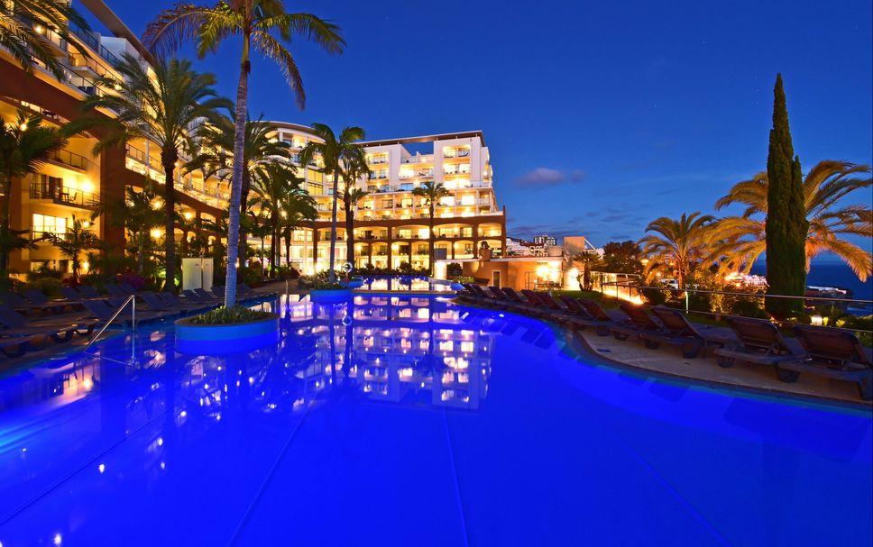 สระว่ายน้ำ รูปภาพ