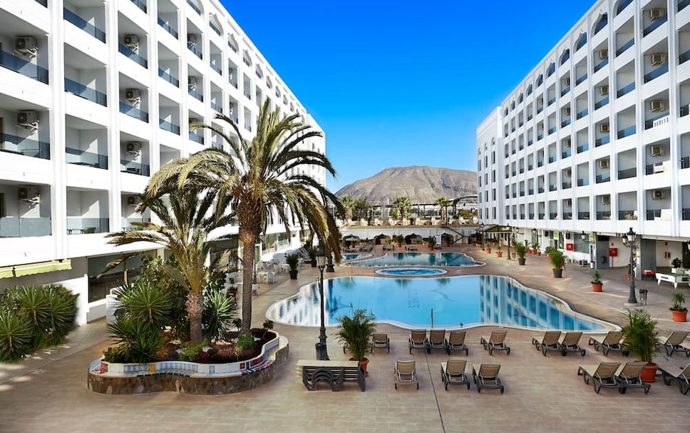 สระว่ายน้ำ รูปภาพ