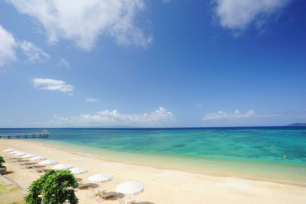 ชายหาด